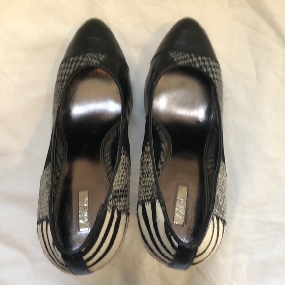 Wild Pairs, multi pattern heels - Picture 4 of 9